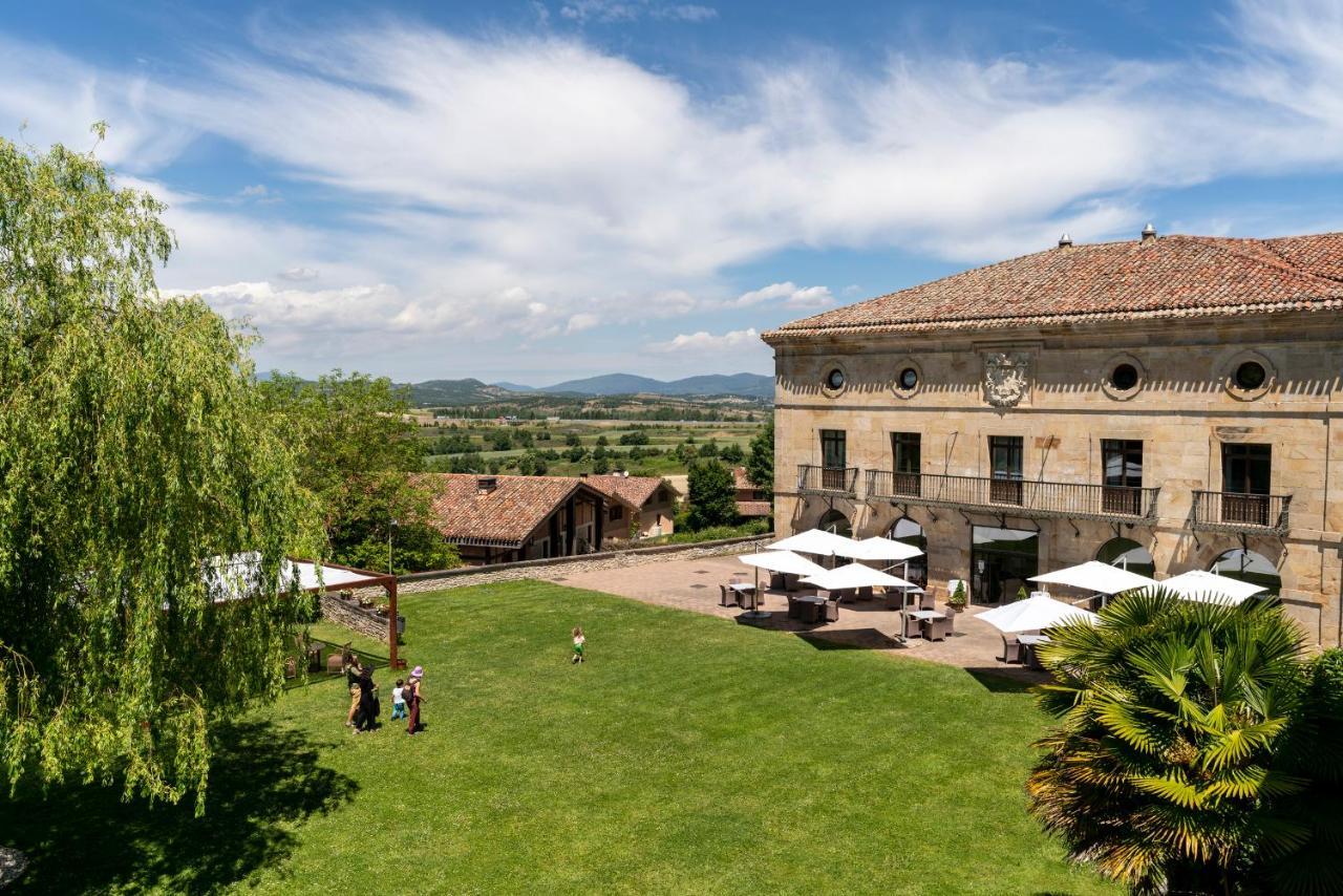 Parador De Argomaniz Exterior photo