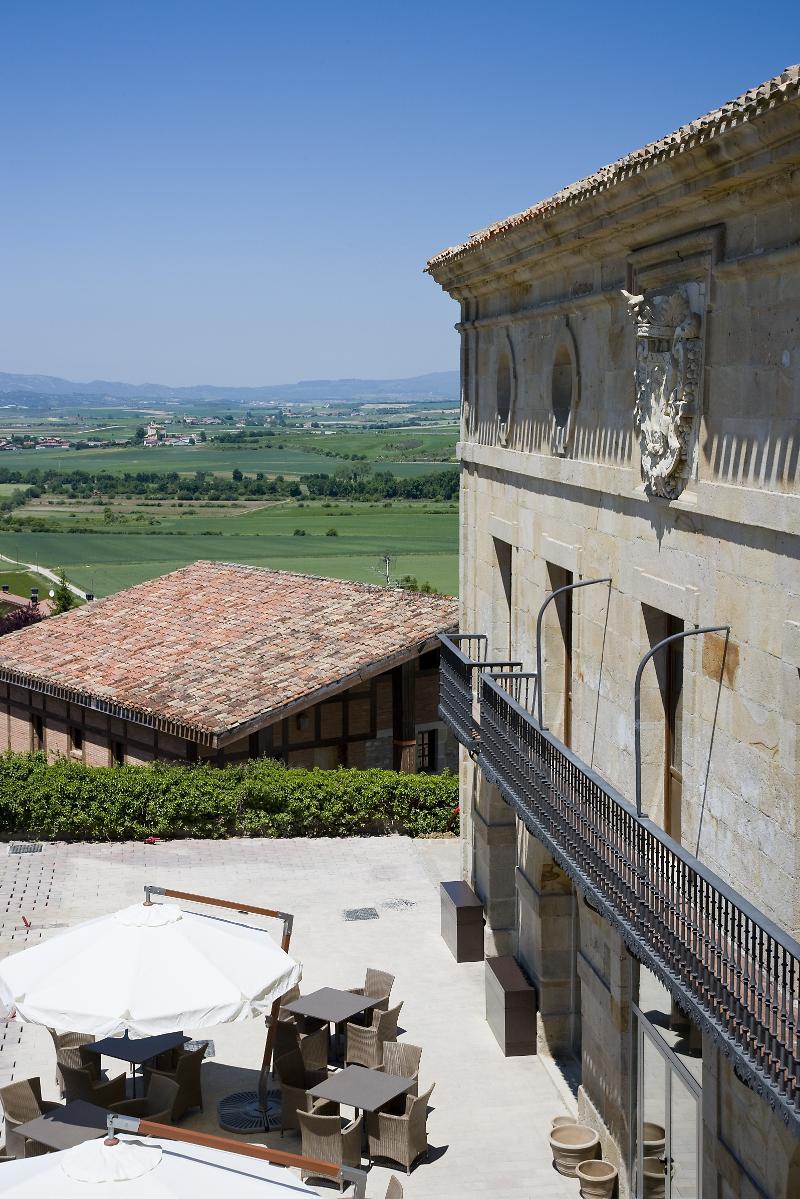 Parador De Argomaniz Exterior photo