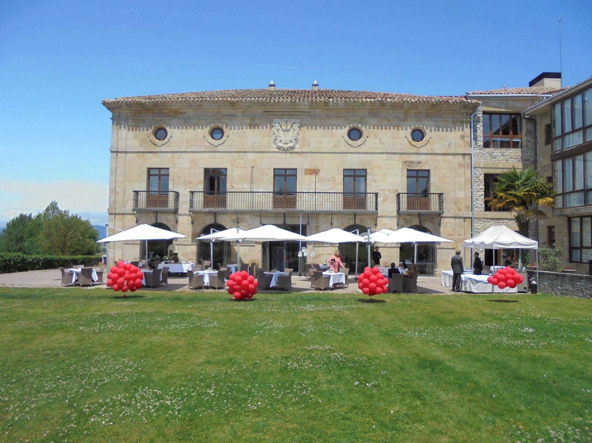 Parador De Argomaniz Exterior photo